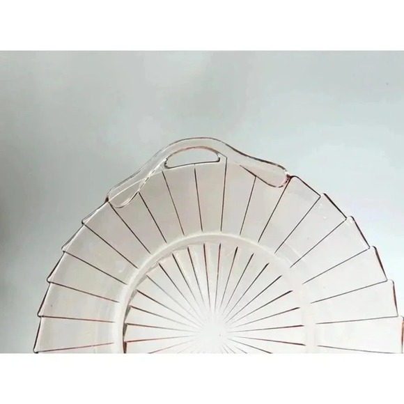 Sierra Pinwheel Jeannette Pink 1930's Depression Glass Decorative | Serving Plat - Picture 7 of 9